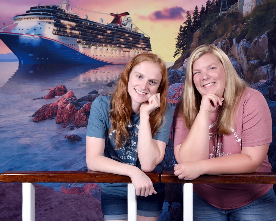 Madison and Amanda, founders of All You Need Is Love And Doodles
